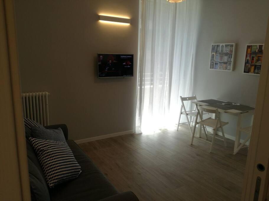 Suite Mm3/Repubblica, 2 Min. Da Staz. Centrale 밀라노 외부 사진